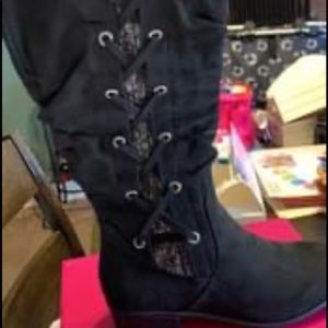 Women’s wide calf boots suede
